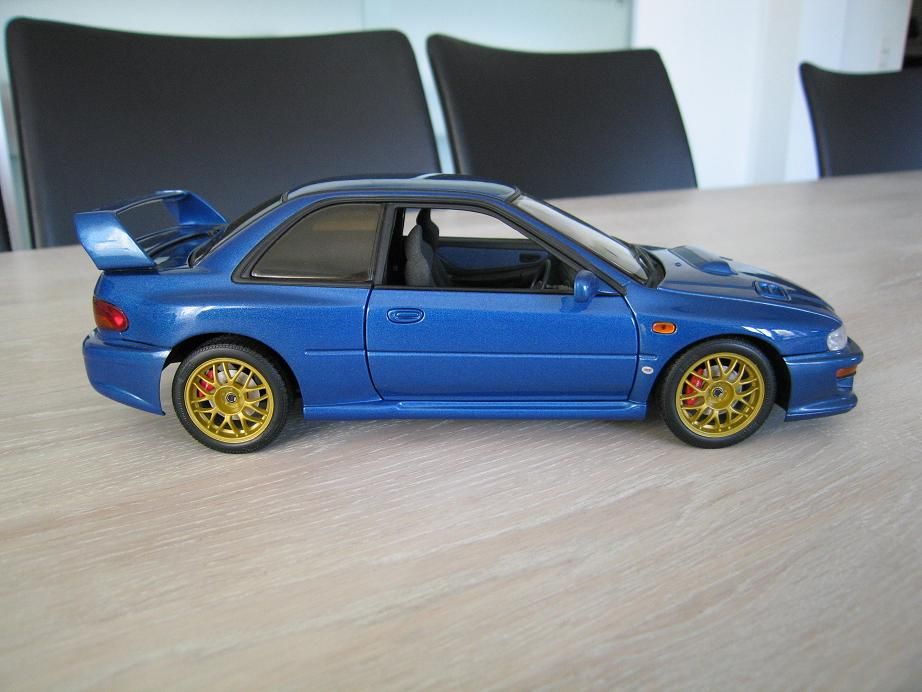 autoart subaru 22b